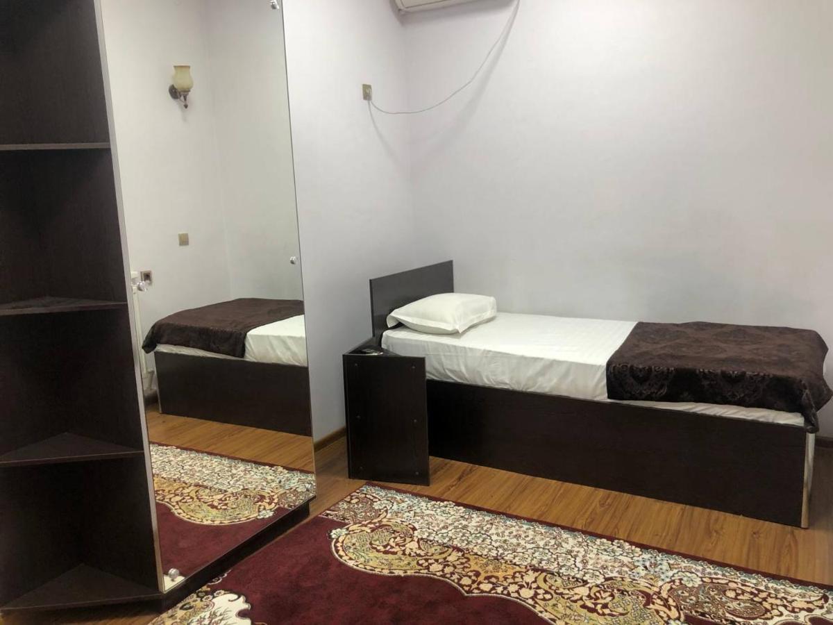 Admiral Hotel Termez Luaran gambar