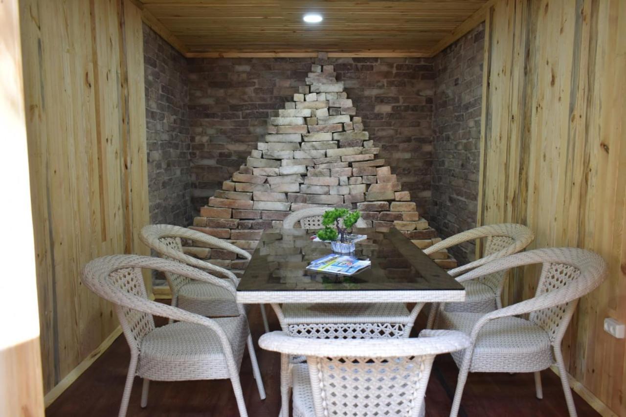 Admiral Hotel Termez Luaran gambar