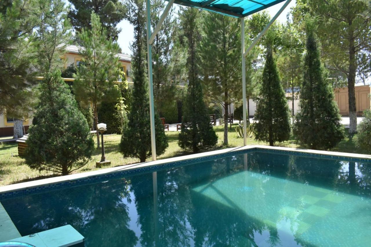 Admiral Hotel Termez Luaran gambar