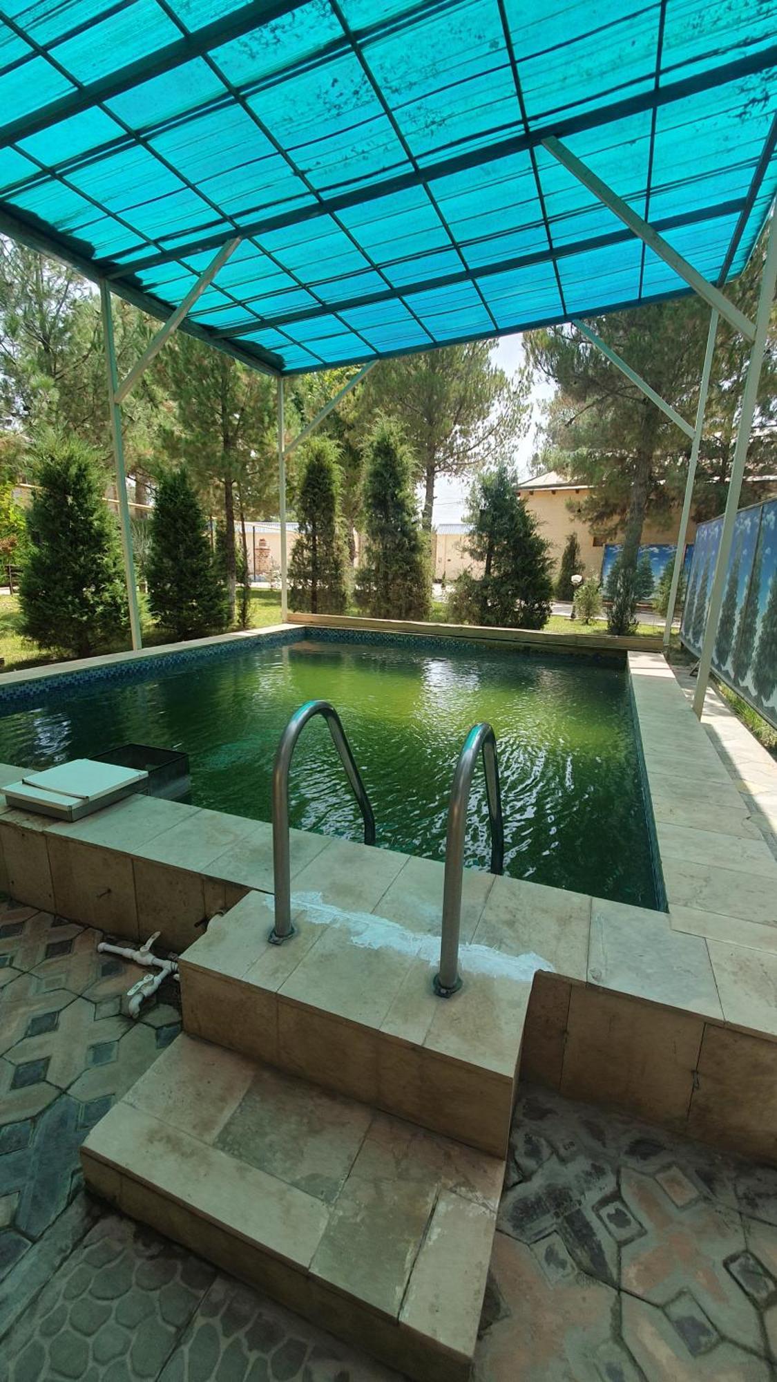 Admiral Hotel Termez Luaran gambar